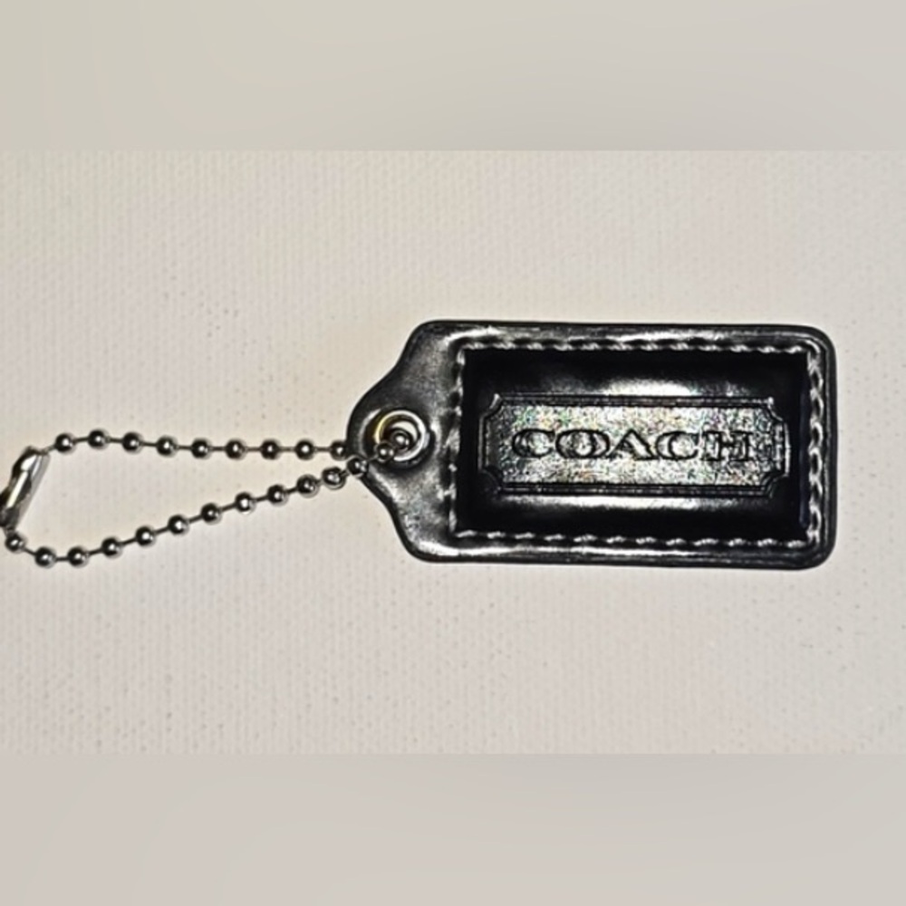 Coach Patent Leather “Black” Hangtag (with silver toned hardware) - Picture 2 of 8
